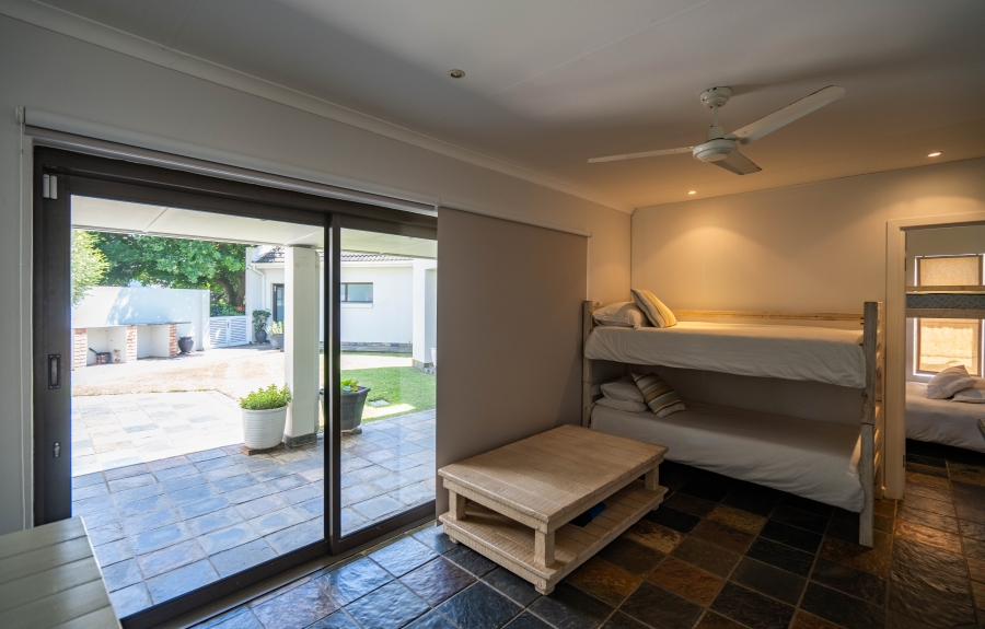 5 Bedroom Property for Sale in Royal Alfred Marina Eastern Cape